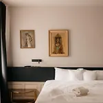 Folwark Wielka Wies - Palac Pod Debem 4*