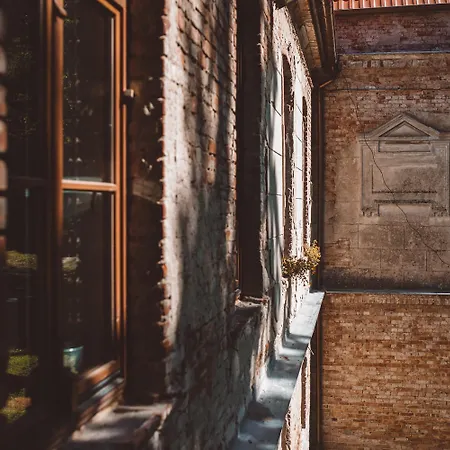 Folwark Wielka Wies - Palac Pod Debem Bed & Breakfast Glowczyce