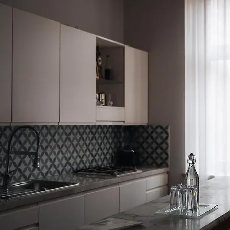 Folwark Wielka Wies - Palac Pod Debem Panzió 3*