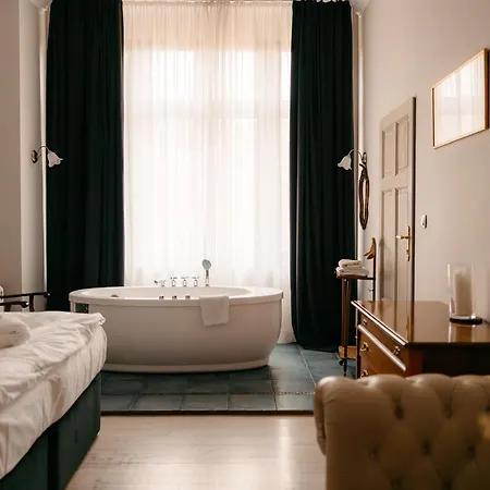 Folwark Wielka Wies Bed & Breakfast