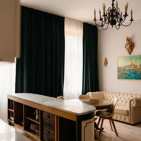 Pałac Wielka Wieś - Pałac Pod Dębem 4*