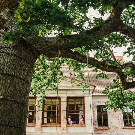 Folwark Wielka Wies Bed & Breakfast