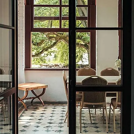 Folwark Wielka Wies Alojamento de Acomodação e Pequeno-almoço Glowczyce