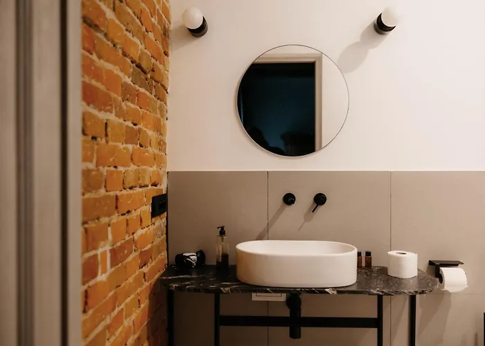 Folwark Wielka Wies - Palac Pod Debem 3*