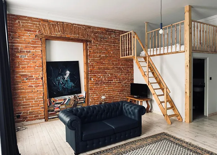 Folwark Wielka Wies - Palac Pod Debem Bed & Breakfast