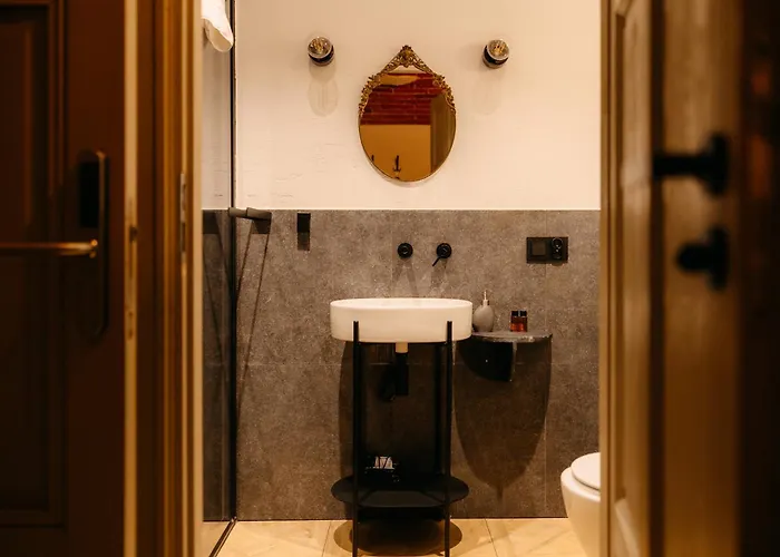 Folwark Wielka Wies - Palac Pod Debem Glowczyce