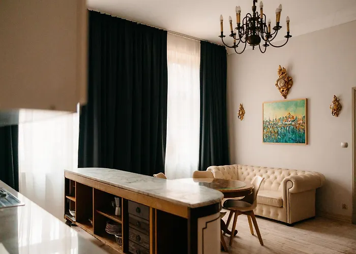 Folwark Wielka Wies - Palac Pod Debem 3*