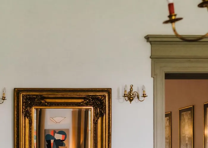 Nocleg ze śniadaniem Pałac Wielka Wieś - Pałac Pod Dębem Glowczyce