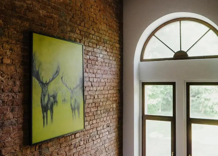 Pałac Wielka Wieś - Pałac Pod Dębem 4*