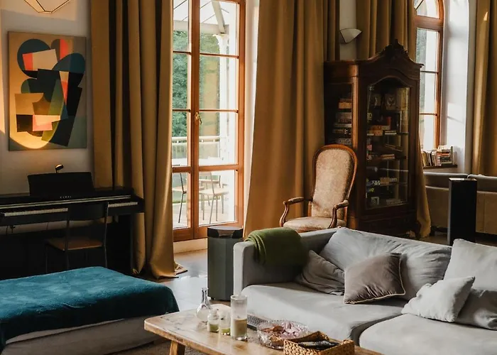 Pałac Wielka Wieś - Pałac Pod Dębem Glowczyce