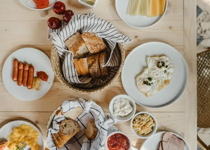 Pałac Wielka Wieś - Pałac Pod Dębem Glowczyce